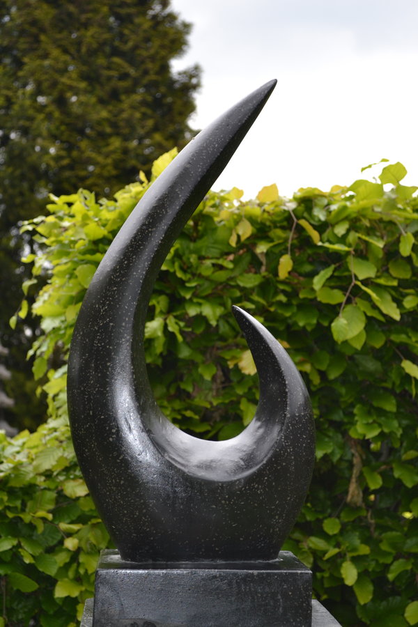 Black Curvy Abstract Beeld 65 cm