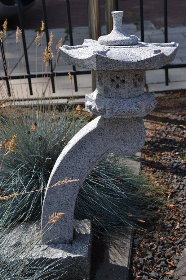 Rankei Japanse Lantaarn Graniet 75  cm