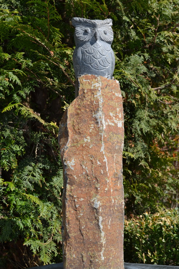 Uil op Statief Natuursteen 65 cm