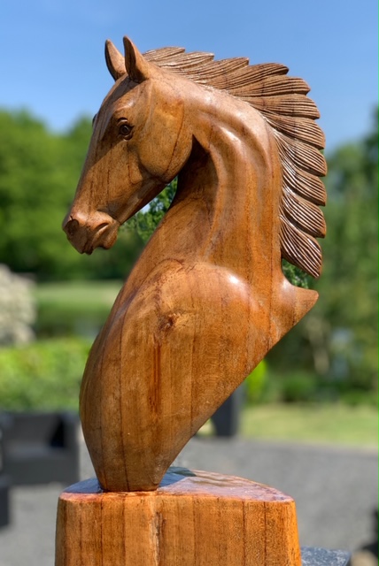 Paardenhoofd op Sokkel Hout 50 cm