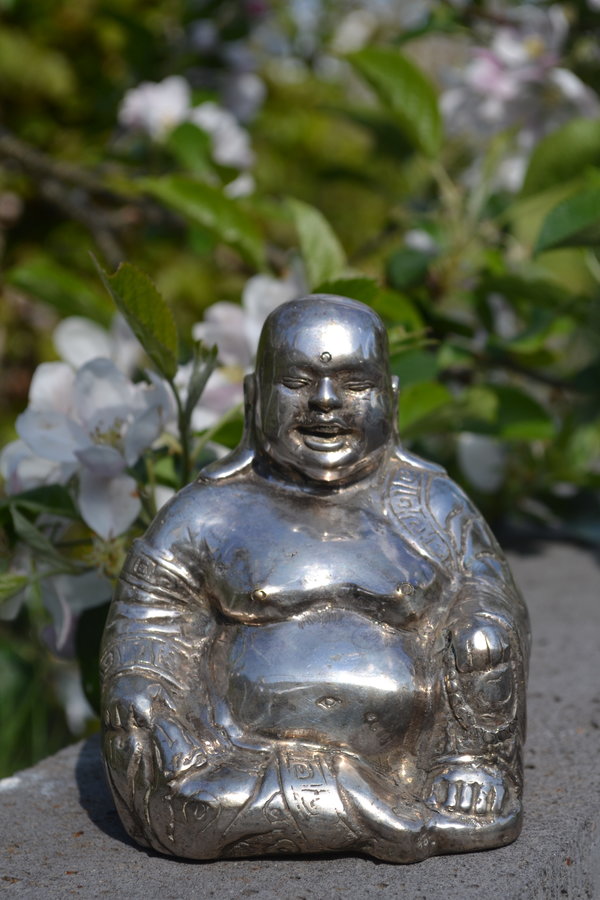 Happy Boeddha Beeldje Verzilverd 13 cm