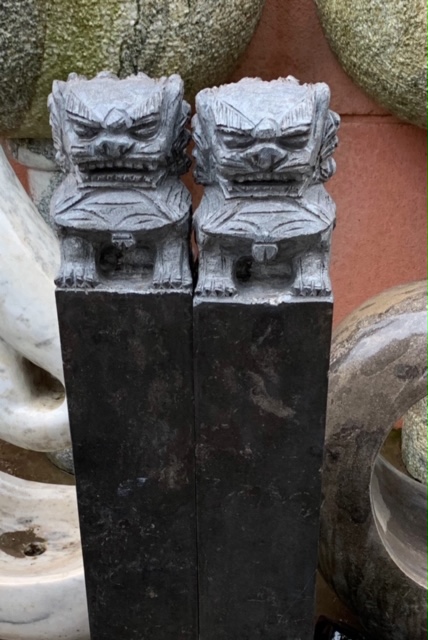 Chinese Leeuwen Beeldenset op marmeren statief 100 cm